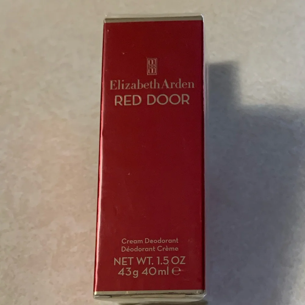 Elizabeth Arden Red Door Cream Deodorant - Picture 2 of 3